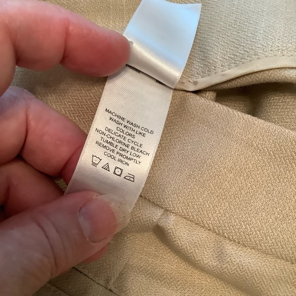 Summer weight slacks - Picture 4 of 7